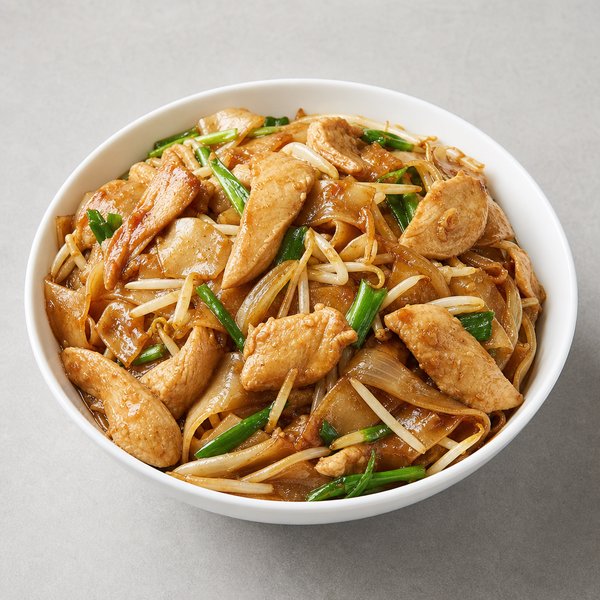 Chicken Chow Fun — Grand Wok Brooklyn